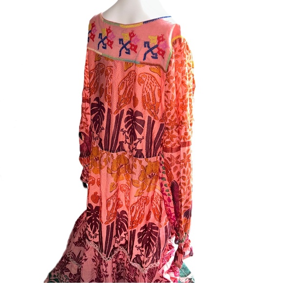 FARM Rio Ainika Print Macaws Maxi Dress Size Small - Picture 9 of 12